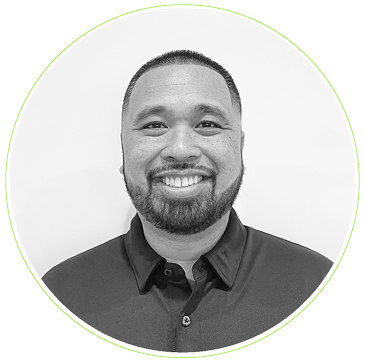 Mark Olaguer, Master Fitter and Builder